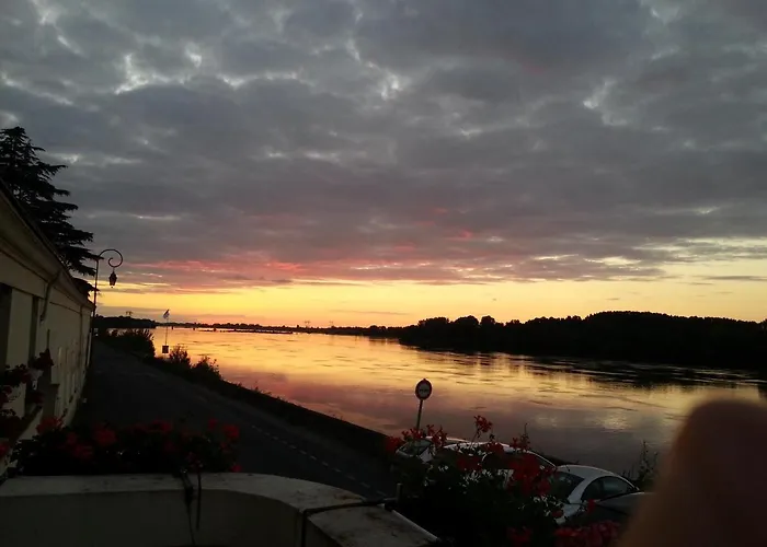 Le Prieure 3* モンソロー